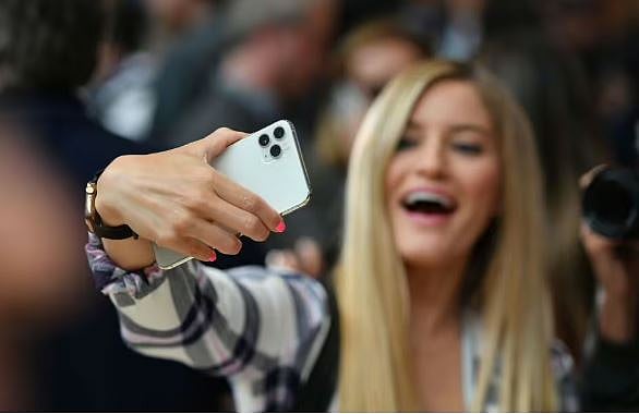 প্রতি ১০টির ৯টি আইফোনই চীনে তৈরি