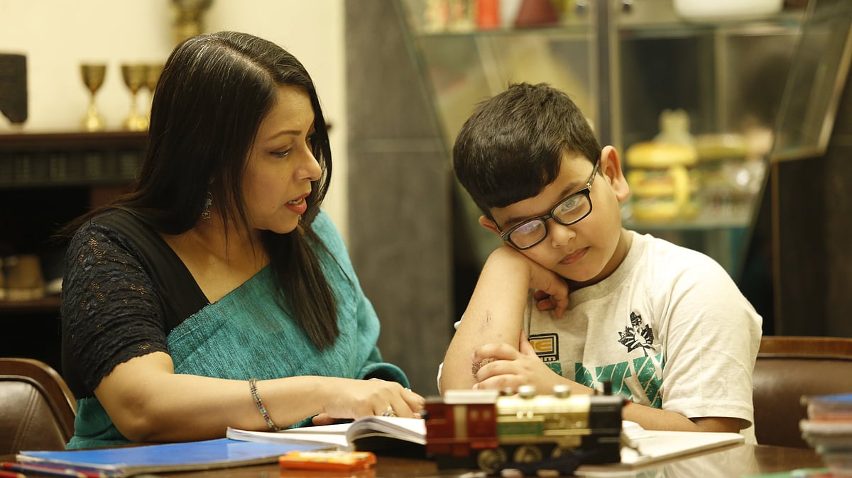 পড়ালেখার চাপে যেন শৈশবের রংটা ফিকে হয়ে না যায়, সেদিকে খেয়াল রাখা জরুরি