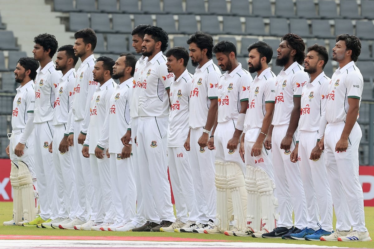 সিলেট টেস্টের তৃতীয় দিন শেষে ১১২ রানে এগিয়ে বাংলাদেশ