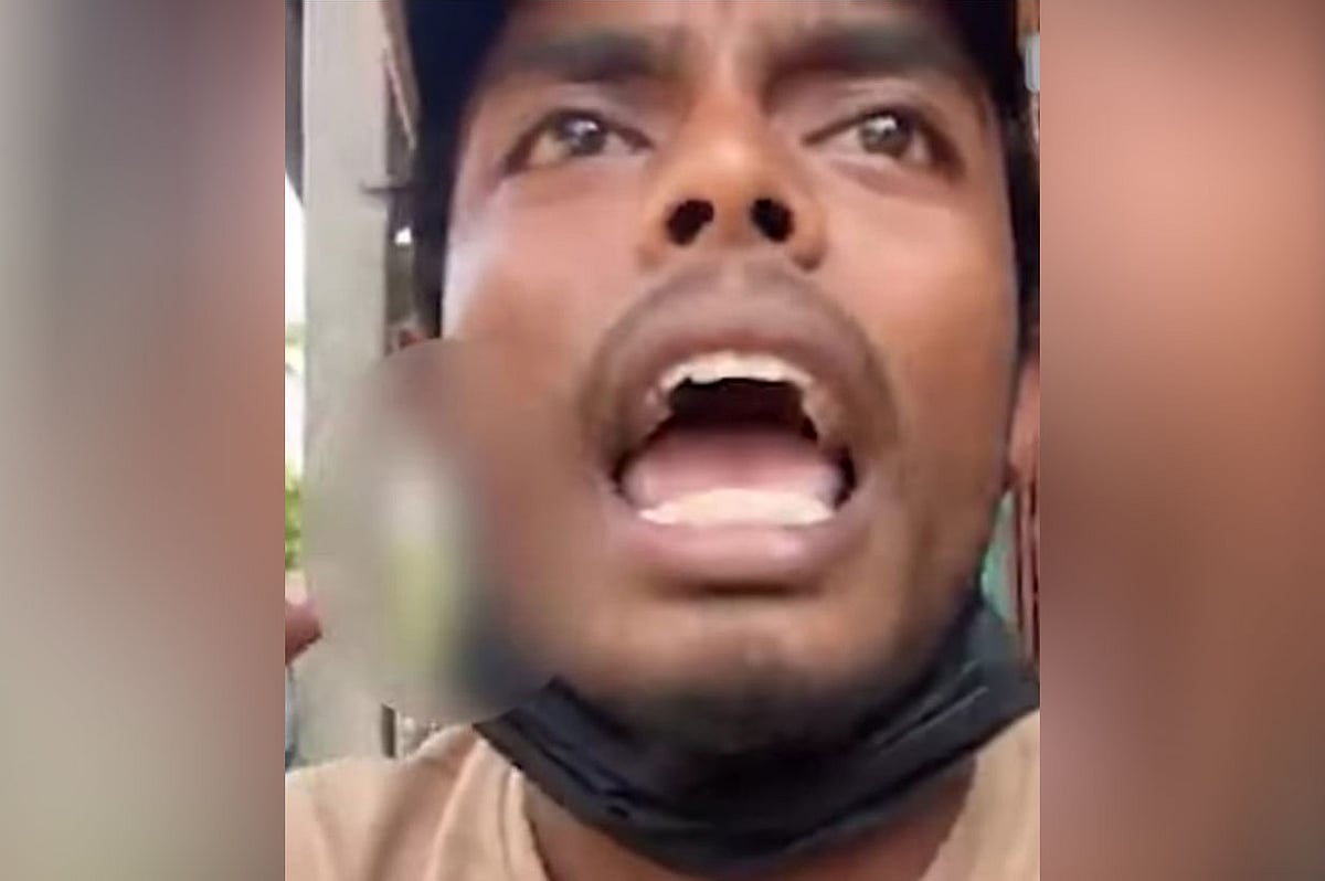 গুলিবিদ্ধ হয়েছেন এমন দাবি করে সাহায্য চান এই যুবক। সামাজিক যোগাযোগ মাধ্যমে ছড়িয়ে পড়া ভিডিওতে তাঁকে সাহায্য চাইতে দেখা যায়