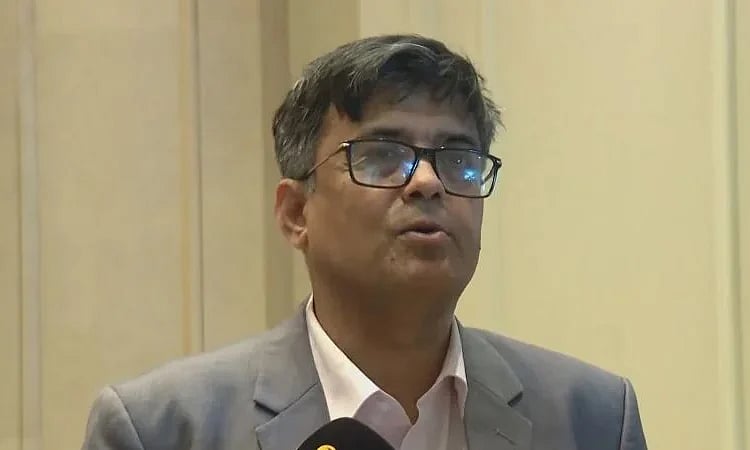 প্রধান উপদেষ্টার প্রেস সচিব শফিকুল আলম