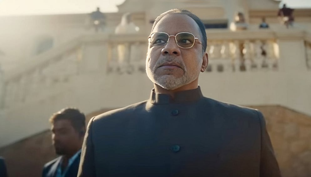 আদিব মির্জা চরিত্রে মিশা সওদাগর