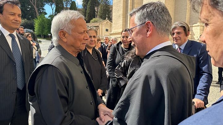 Katta kokrakli sorgichning fotosurati