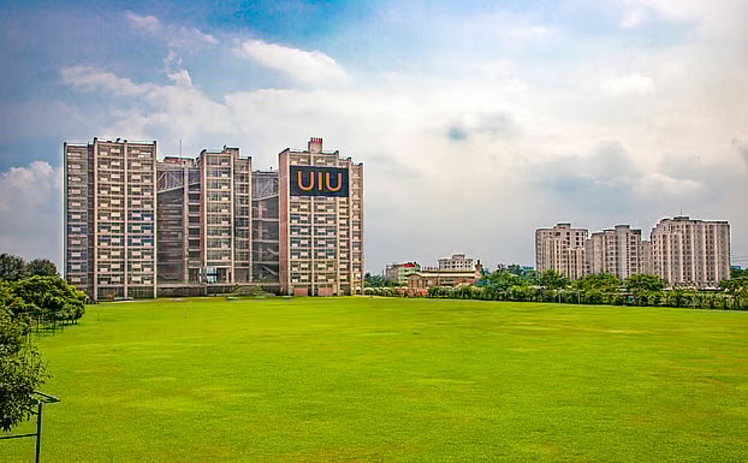 Porno suratga olish uchun erkaklar kerak Chick porno ustida tukli shaftoli