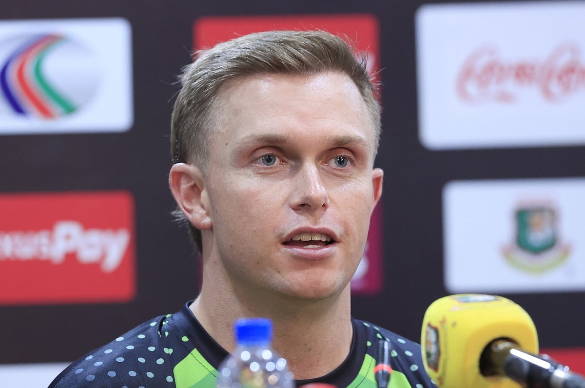 জিম্বাবুয়ে ওপেনার বেন কারেন।