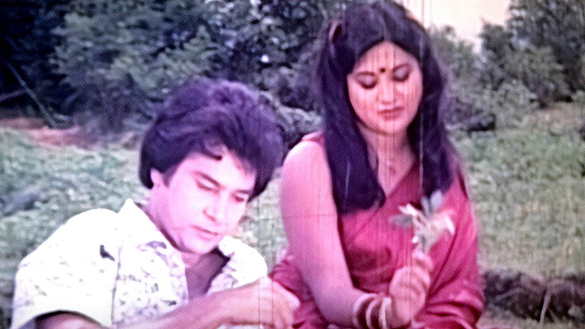 সিনেমার দৃশ্যে জাফর ইকবাল ও ববিতা