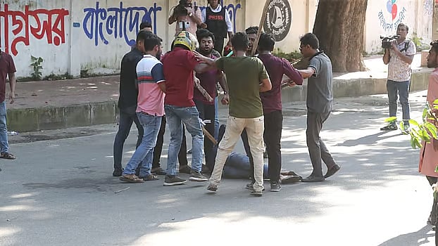 Uning eshagi jinsiy aloqaga chorlaydi