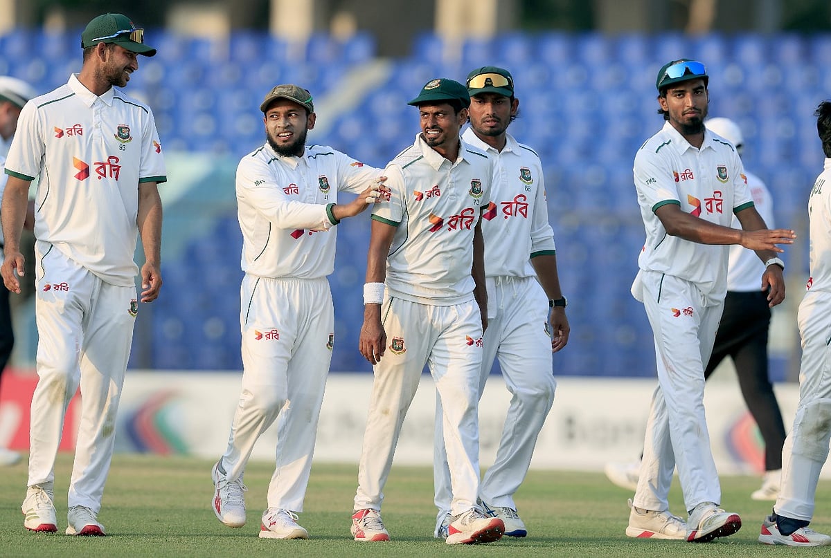 চট্টগ্রাম টেস্টে আজ প্রথম দিনে ৫ উইকেট নেন তাইজুল