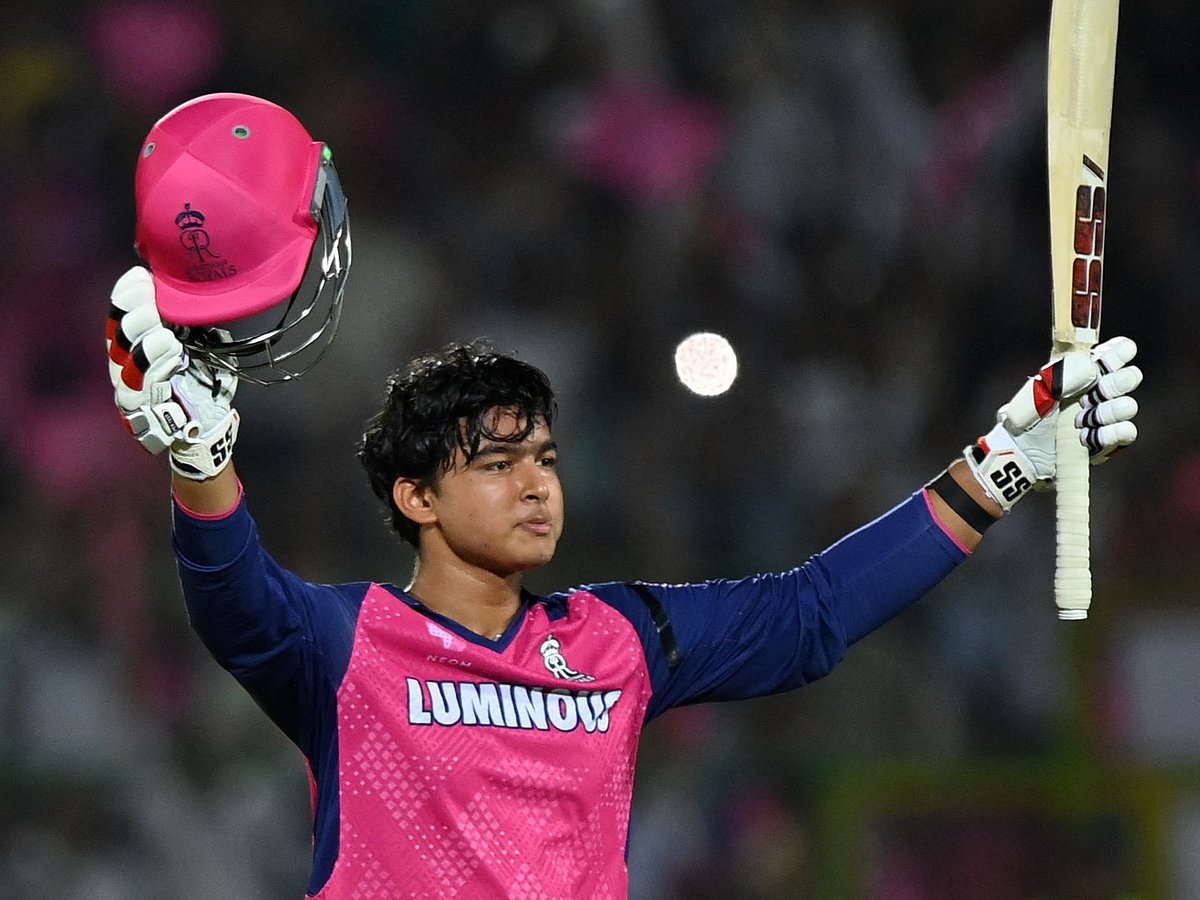 রেকর্ড–ভাঙা সেঞ্চুরির পর বৈভব সূর্যবংশী