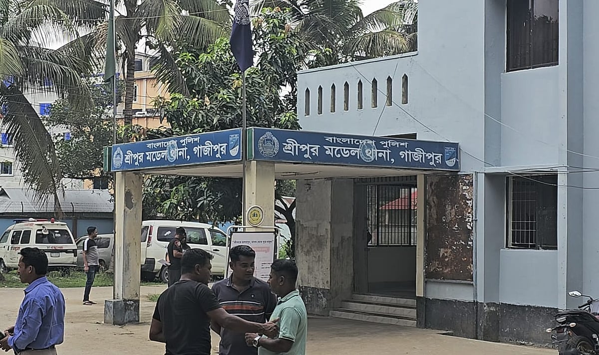 শ্রীপুর মডেল থানা