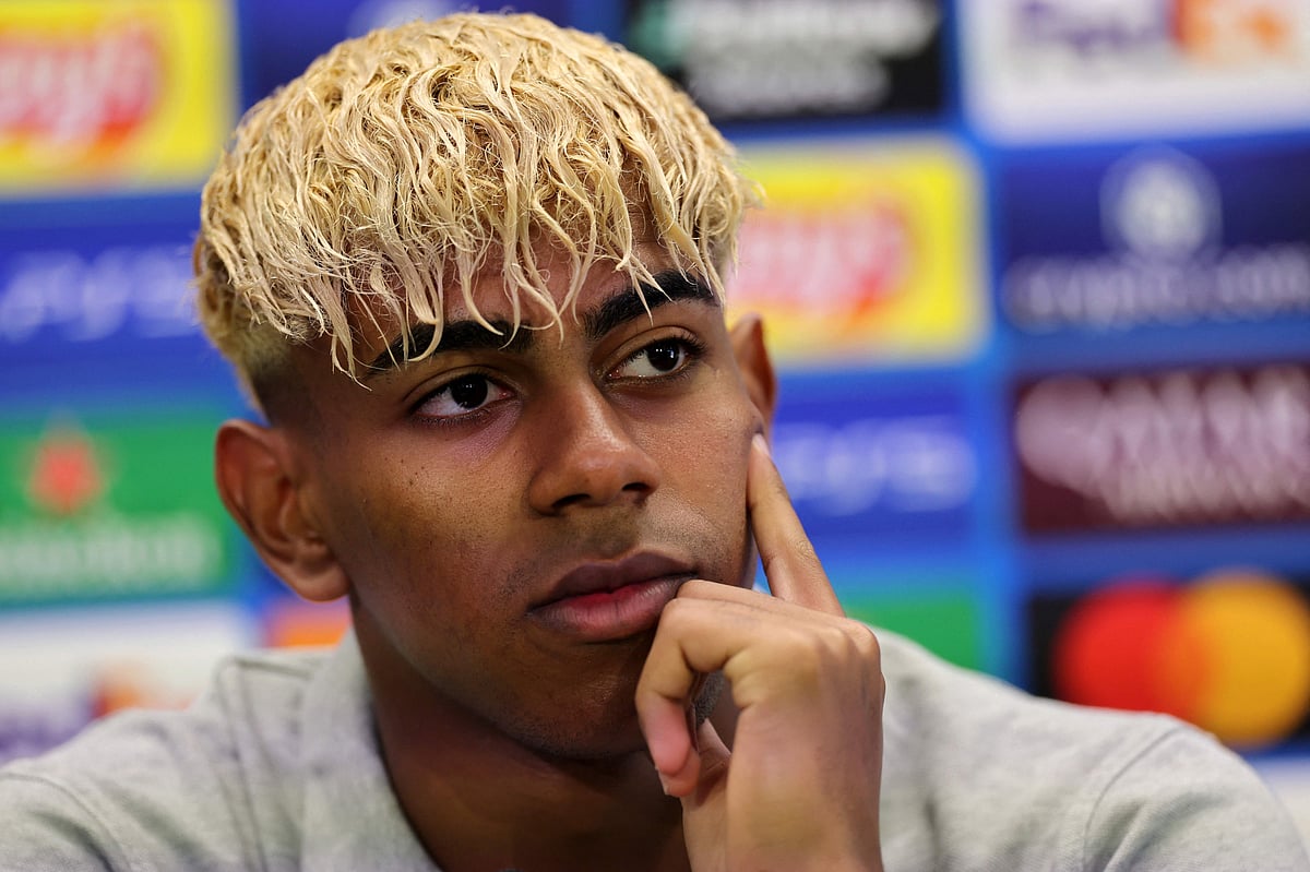 বার্সেলোনা তারকা লামিনে ইয়ামাল