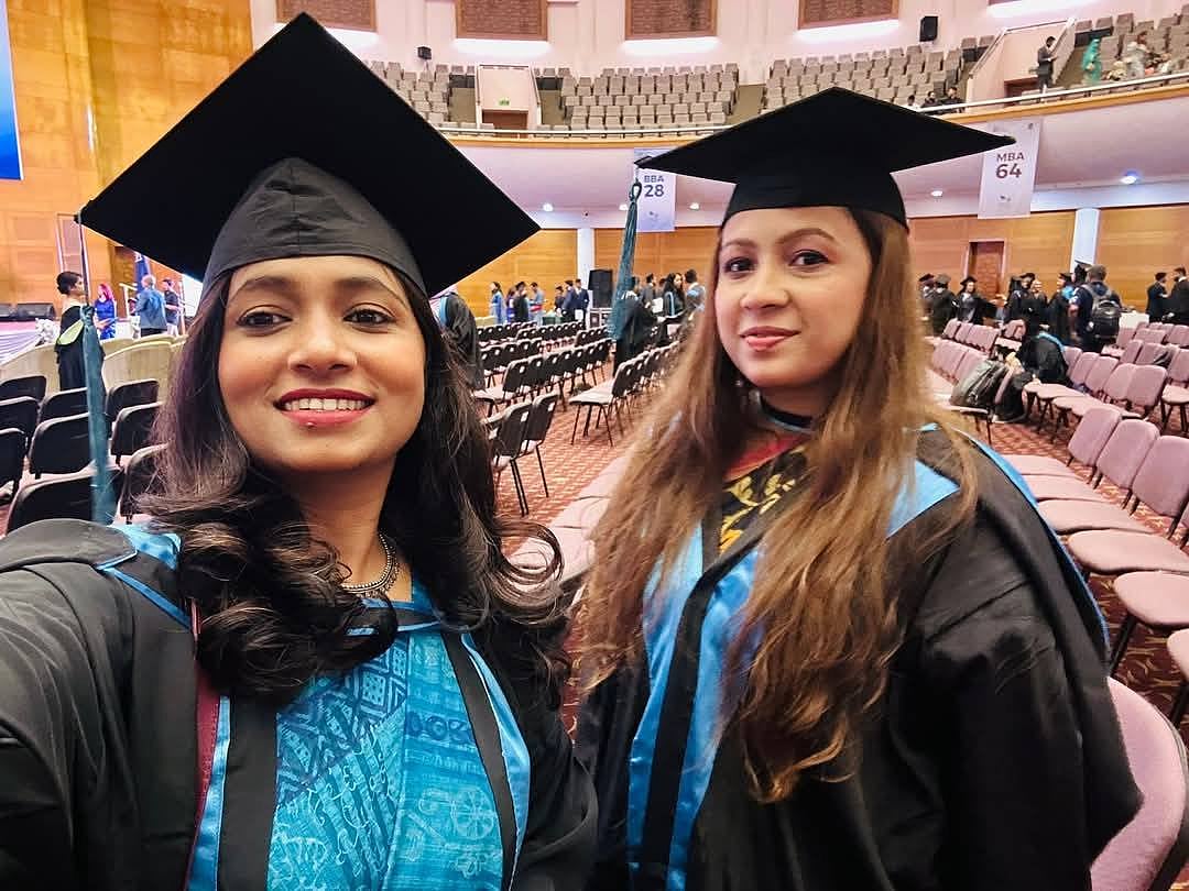 আইবিএর দুই শিক্ষার্থী