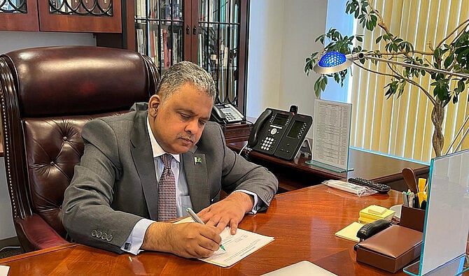 যুক্তরাষ্ট্রে নিয়োজিত পাকিস্তানের রাষ্ট্রদূত রিজওয়ান সাঈদ শেখ