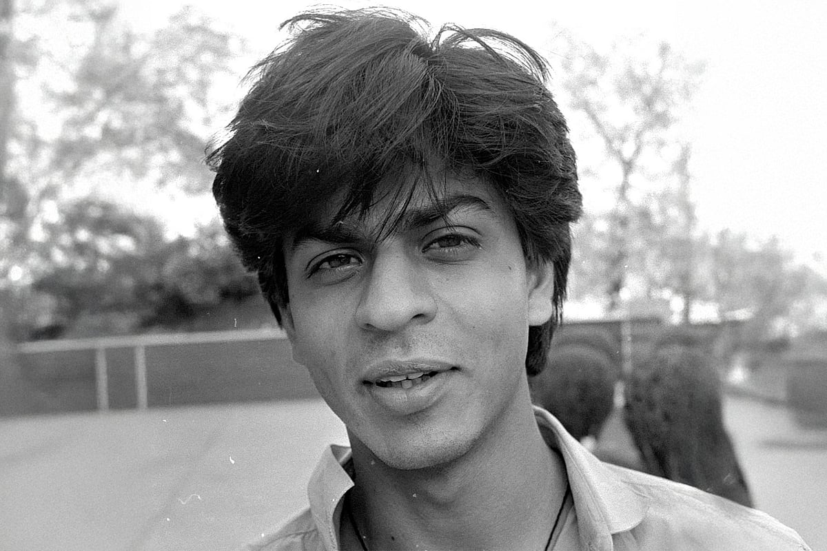 শাহরুখ খানের কলেজজীবনে তোলা ছবি। অমর তিওয়ারির ইনস্টাগ্রাম থেকে