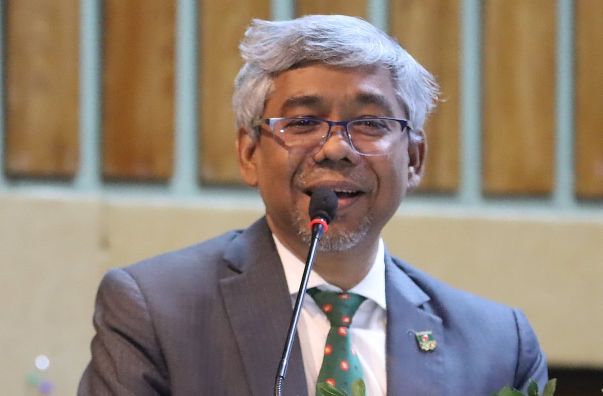 জাতীয় রাজস্ব বোর্ডের (এনবিআর) চেয়ারম্যান আবদুর রহমান খান