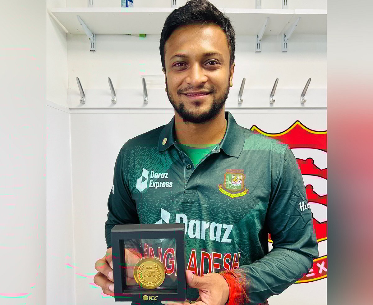 বাংলাদেশের পুরুষ ক্রিকেটারদের মধ্যে সর্বশেষ মাসসেরা হয়েছিলেন সাকিব আল হাসান