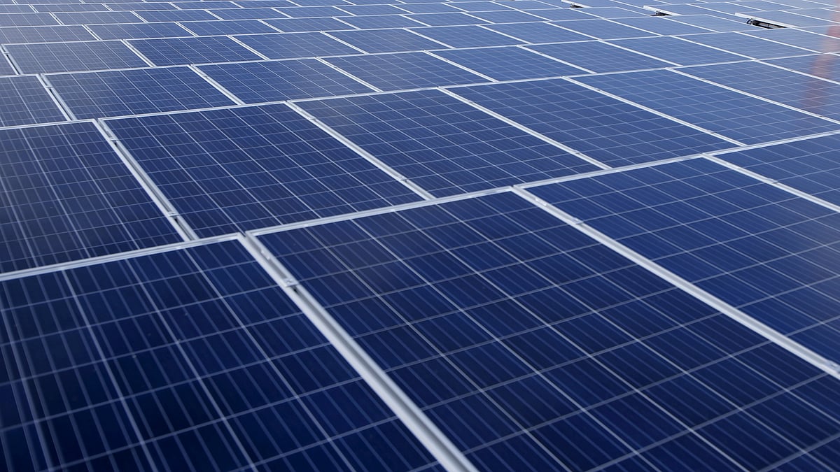 সৌর প্যানেল