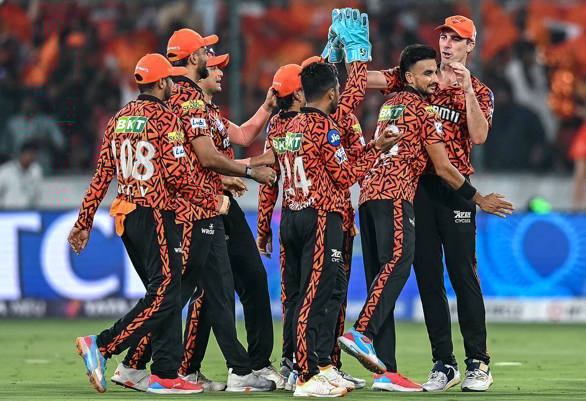 তিন ম্যাচ আগেই বাদ হায়দরাবাদ