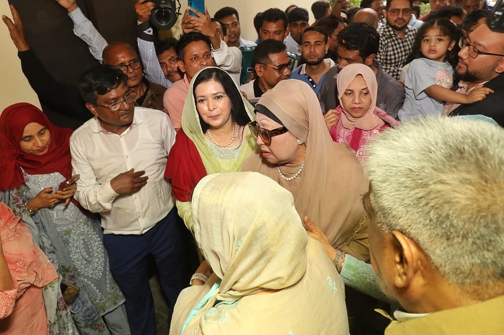 গুলশানের বাসভবন ‘ফিরোজা’য় বিএনপির চেয়ারপারসন খালেদা জিয়া