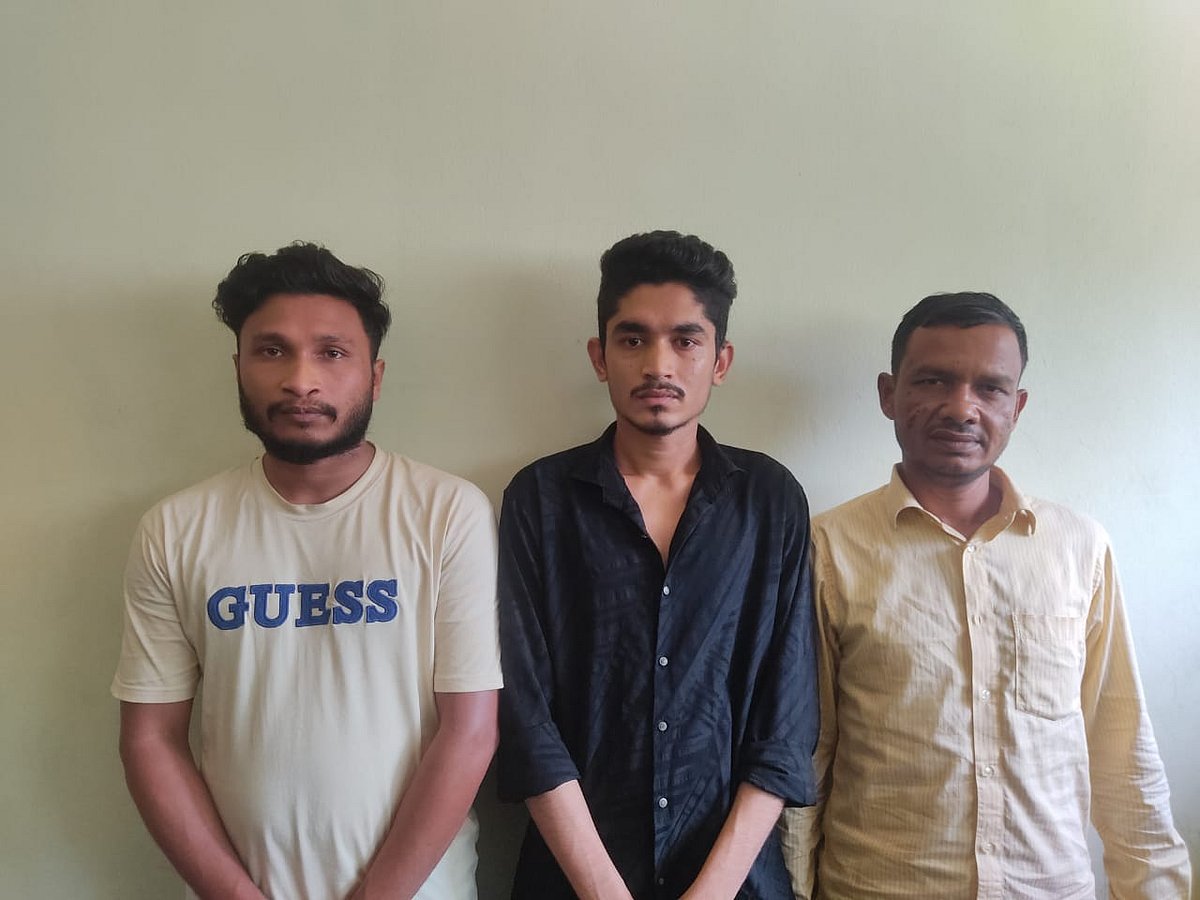 গ্রেপ্তার তিনজন