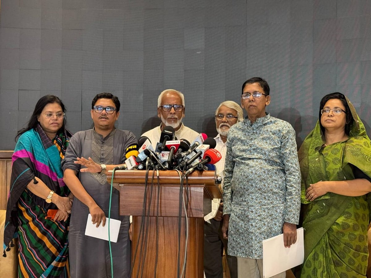 জাতীয় ঐকমত্য কমিশনের সঙ্গে বৈঠক শেষে নাগরিক ঐক্যের ব্রিফিং