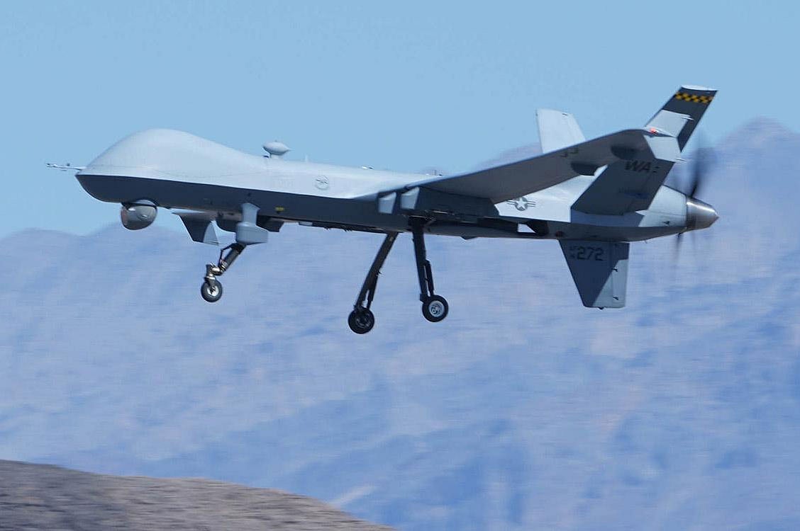 আকাশে এমকিউ–৯ রিপার। নেভাডার মার্কিন বিমানঘাঁটিতে, মার্চ ২০২৩