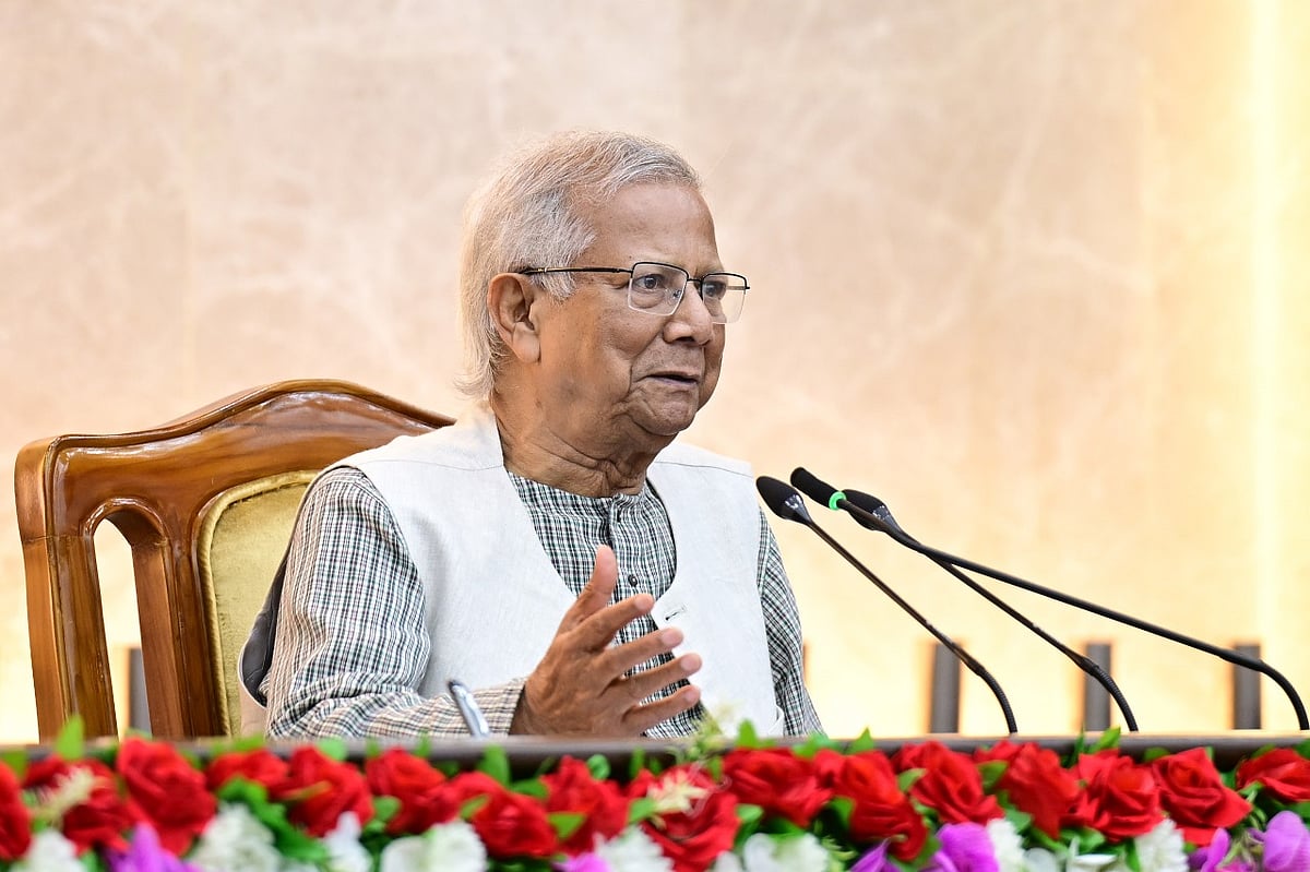 প্রধান উপদেষ্টা অধ্যাপক মুহাম্মদ ইউনূস আজ সোমবার সিভিল সার্জন সম্মেলন–২০২৫–এর উদ্বোধনী অনুষ্ঠানে বক্তব্য দেন।