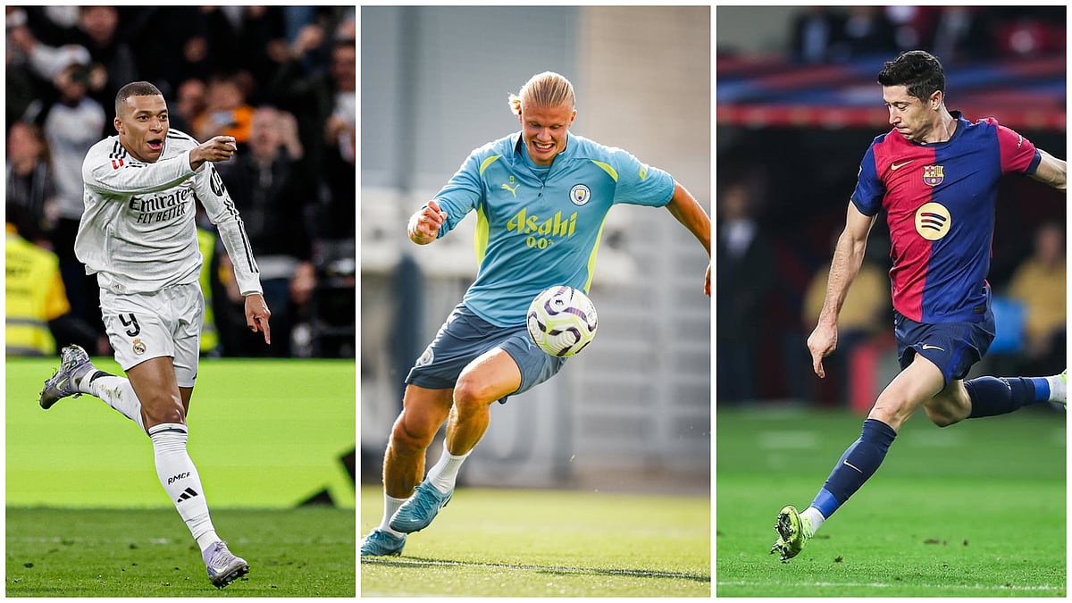 Eng arzon fohishalar Yigitning yuziga mushukni onanizm qiladi