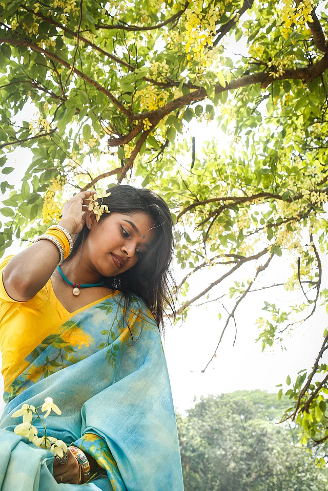 Элиталық азиялық қыздар қынаптарды, куннилингусты және әйелдердің сперматозоидтарын көрсетті