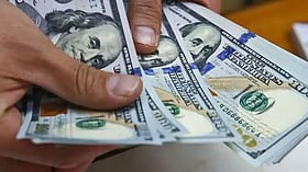 মধ্যপ্রাচ্য সংকটে অনিশ্চয়তা: প্রবাসী আয়ে নির্ভর পরিবার কী করবে