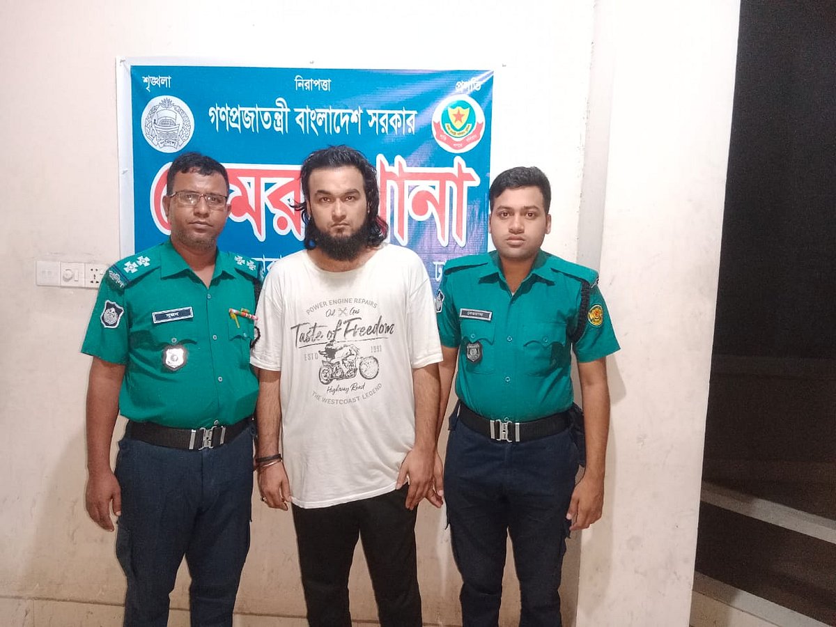 কণ্ঠশিল্পী মাঈনুল আহসান নোবেলকে গ্রেপ্তার করেছে ডেমরা থানা-পুলিশ