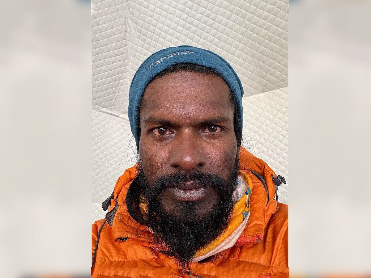 বেজক্যাম্পে ফিরে আসার পর ইকরামুল হাসান শাকিল