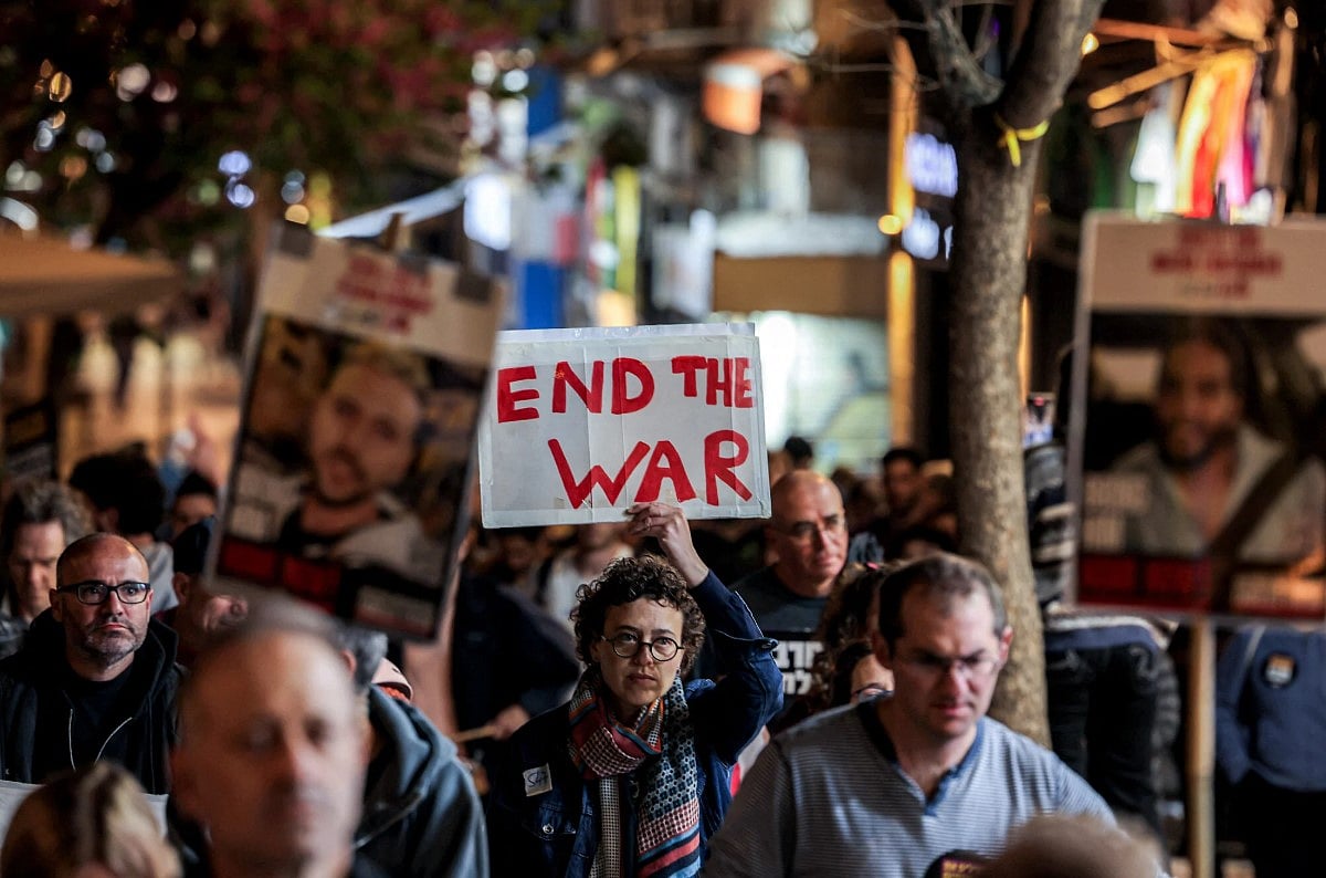 গাজায় যুদ্ধ বন্ধের দাবিতে জেরুজালেমে বিক্ষোভ