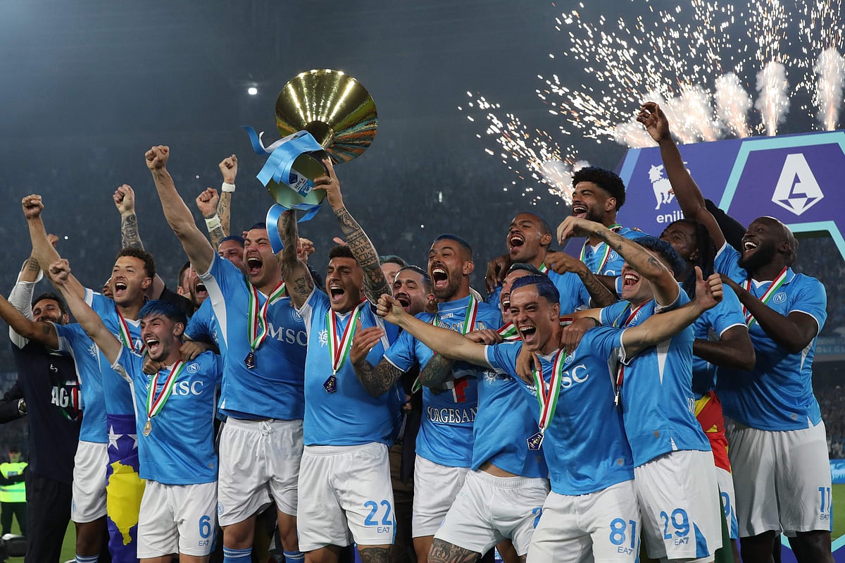 নাপোলির লিগ উদ্‌যাপন