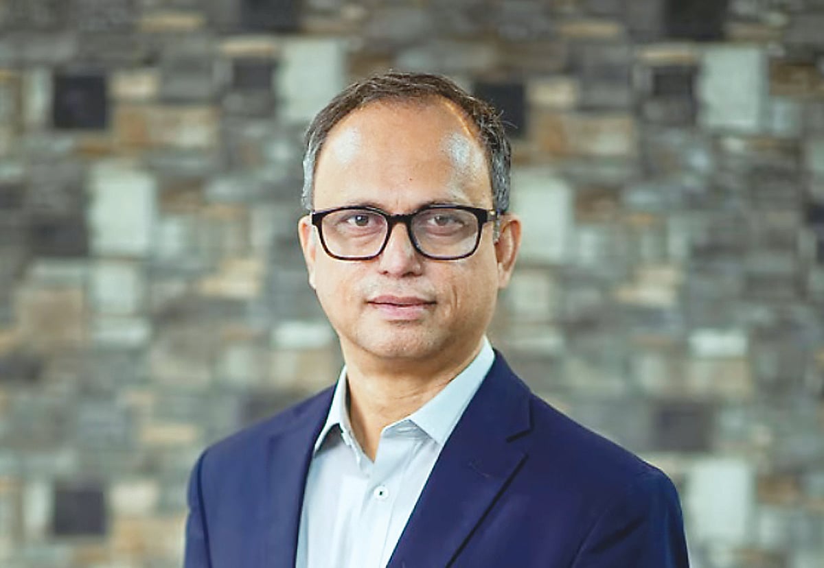 মাহমুদ হাসান খান, দলনেতা, ফোরাম