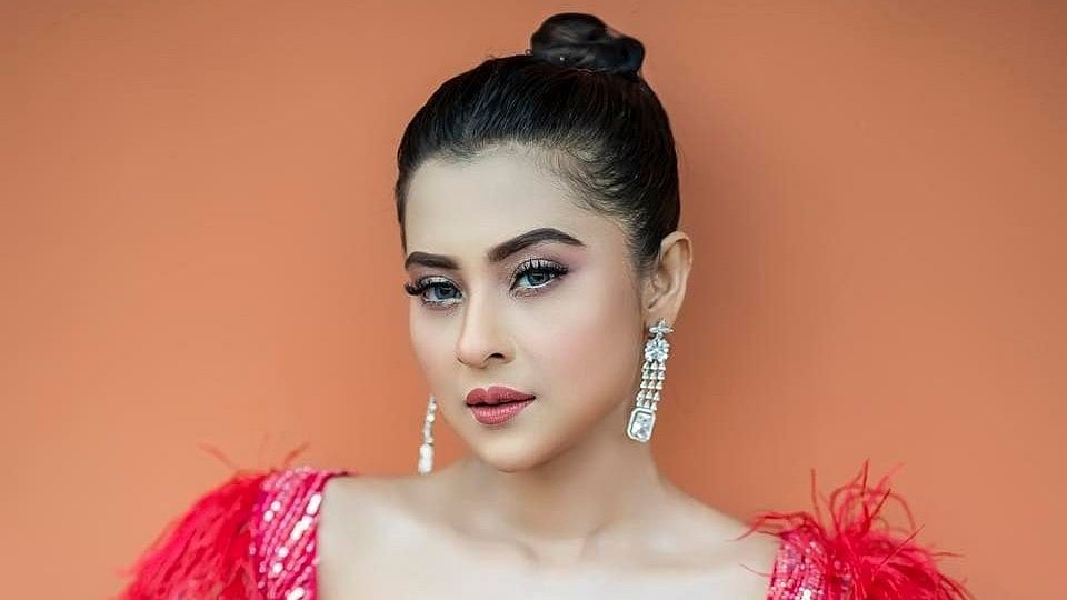 শবনম বুবলী