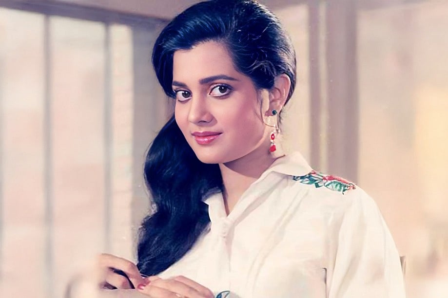 বিজয়েতা পণ্ডিত। আইএমডিবি