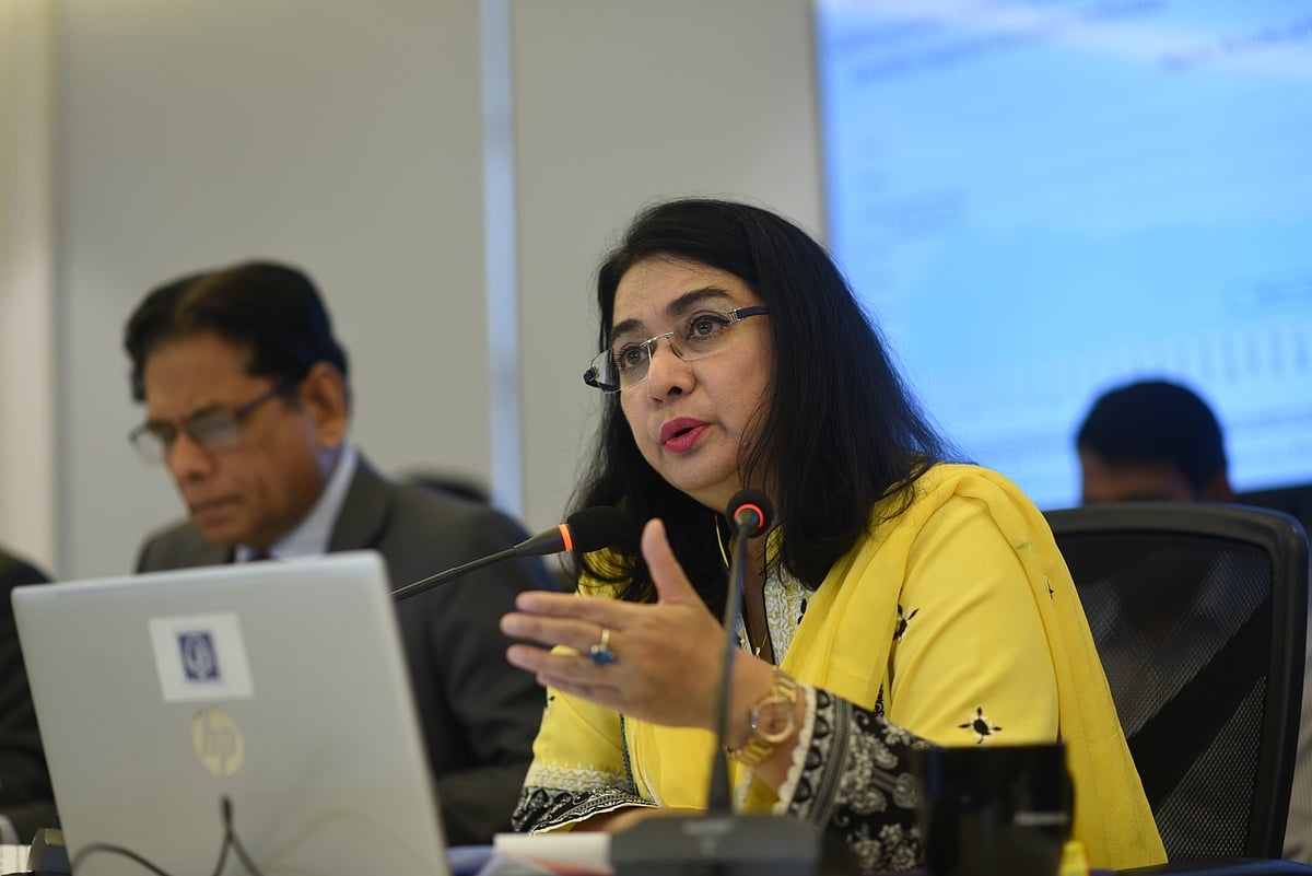 বক্তব্য দিচ্ছেন সিপিডির নির্বাহী পরিচালক ফাহমিদা খাতুন