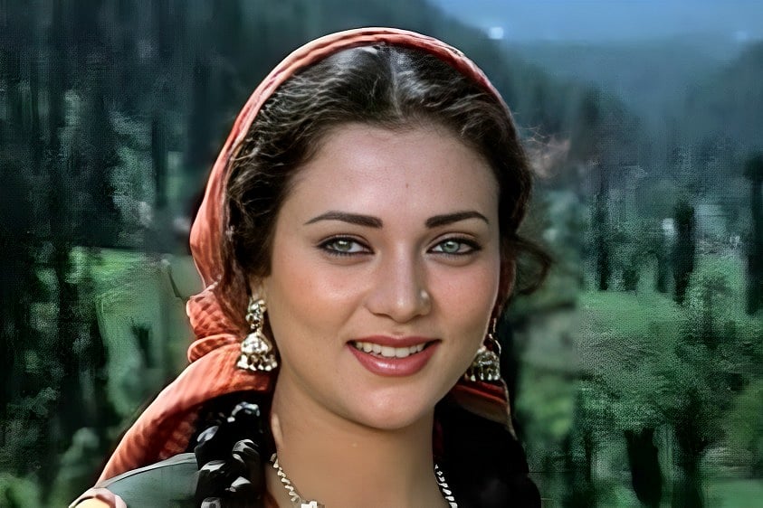 ‘রাম তেরি গঙ্গা মইলি’ সিনেমায়  মন্দাকিনী। আইএমডিবি