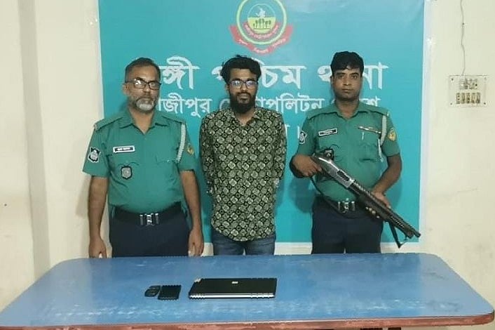 গাজীপুরের টঙ্গীতে গ্রেপ্তার বৈষম্যবিরোধী ছাত্র আন্দোলনের নেতা মো. ইশহাক