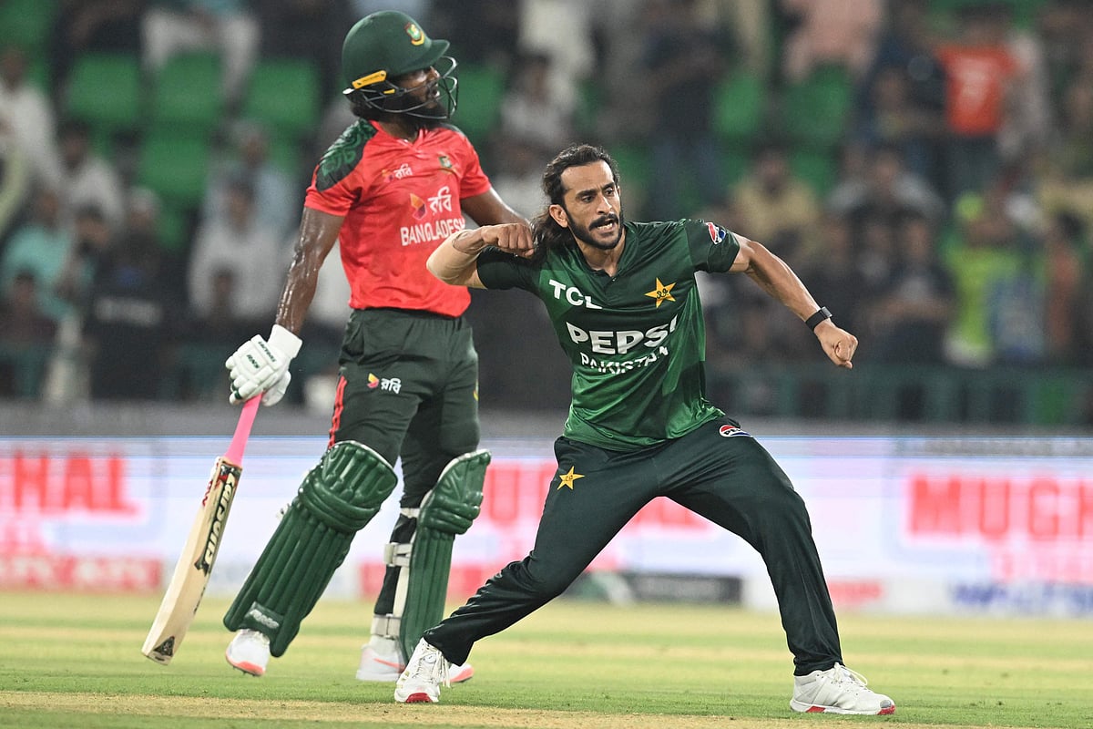 বাংলাদেশের বিপক্ষে প্রথম টি–টোয়েন্টিতে ৫ উইকেট নেন হাসান আলী
