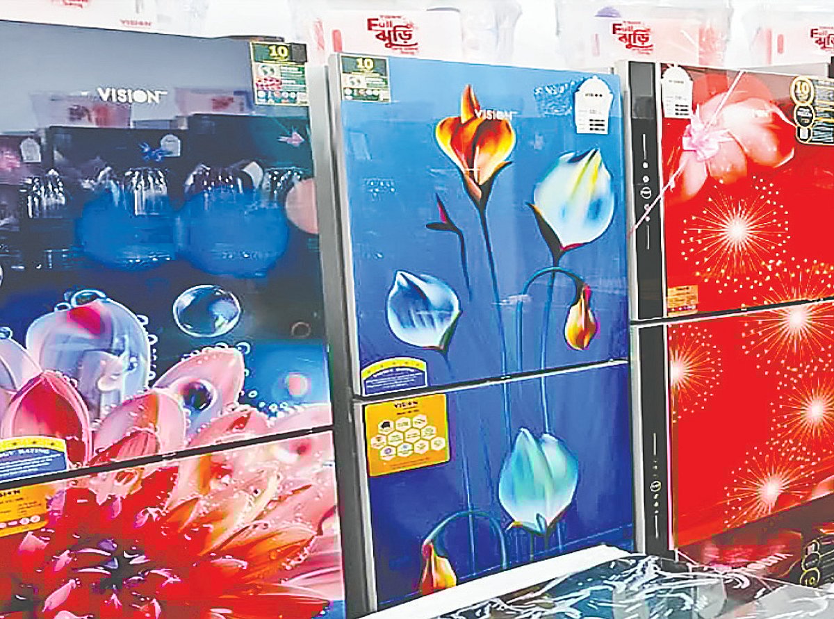 আকর্ষণীয় নকশার ফ্রিজের চাহিদা বাড়ছে