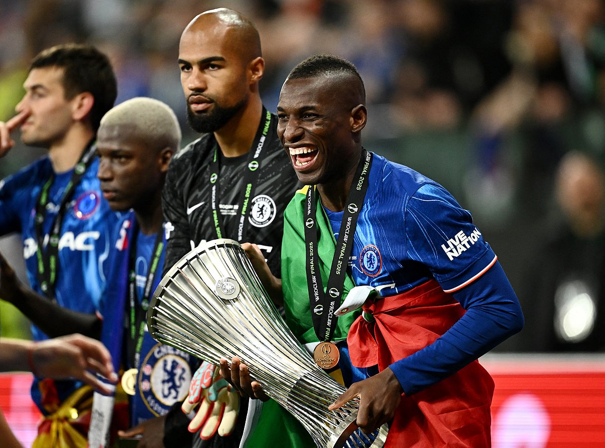 ইউরোপের পাঁচটি বড় ট্রফির প্রতিটিই জেতা প্রথম ও একমাত্র ক্লাব চেলসি