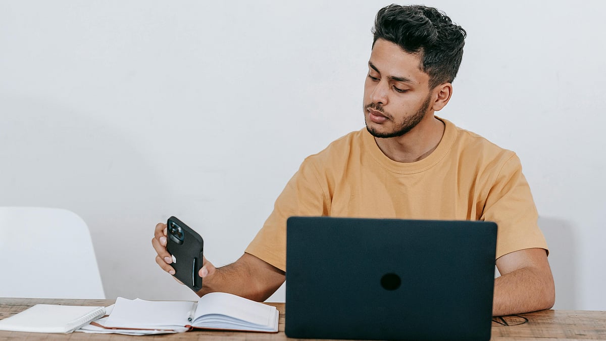 এআইয়ের ব্যবহার হয়তো আপনার উপস্থাপনকেও করতে পারে আরও আধুনিক, যুগোপযোগী