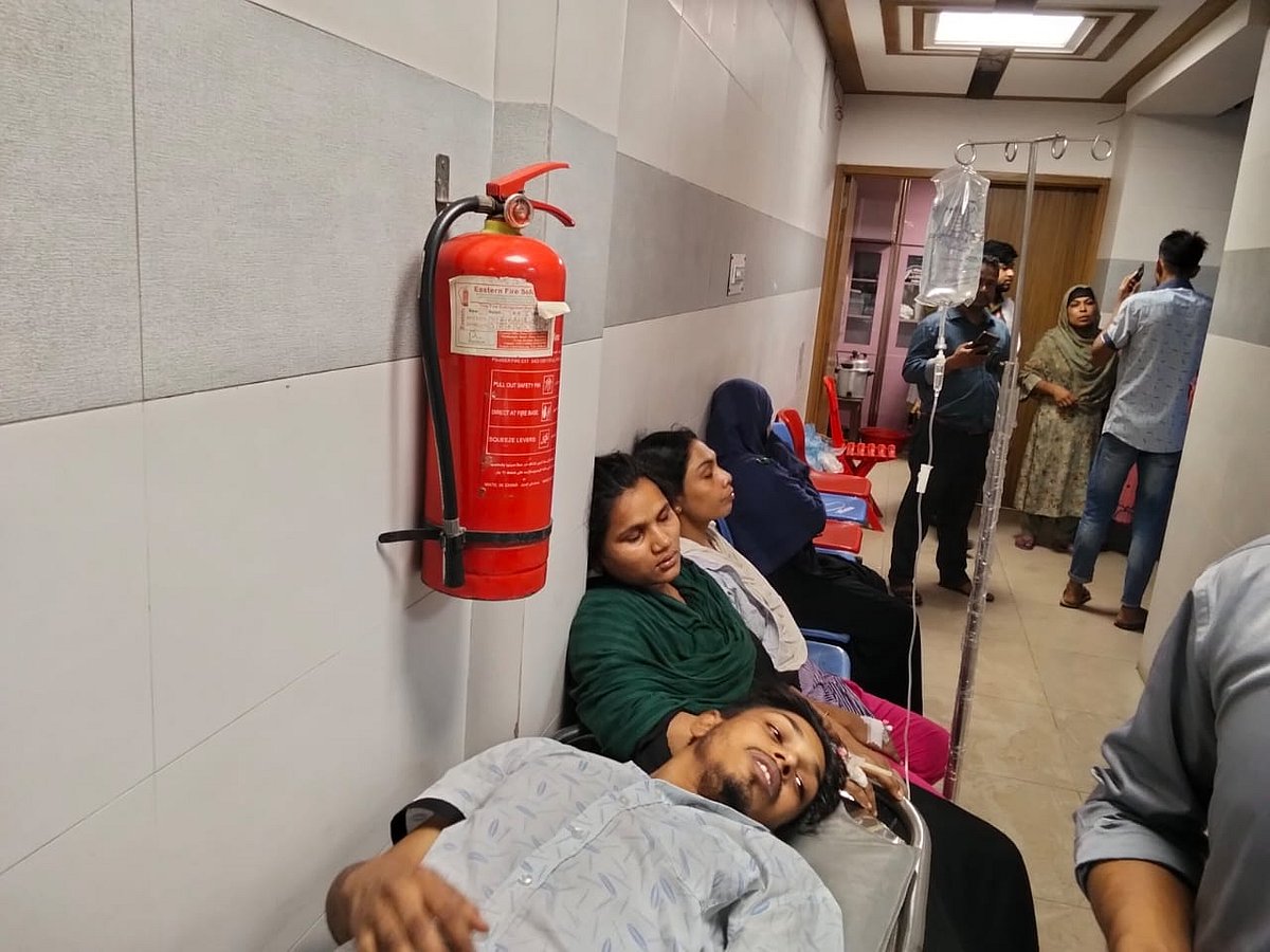 গাজীপুরে একটি কারখানায় পানি পান করে অসুস্থ হয়ে পড়া প্রায় ৯০ শ্রমিককে তাইরুন্নেসা মেমোরিয়াল মেডিকেল কলেজ হাসপাতালে চিকিৎসা দেওয়া হয়েছে