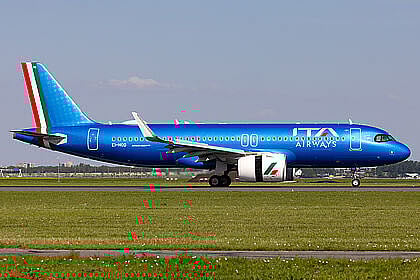 ইন্টার মিলানকে বরণ করে নিতে বিমানবন্দরে গিয়েছিলেন মাত্র একজন সমর্থক