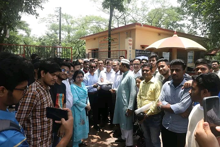 জগন্নাথ বিশ্ববিদ্যালয়ের দ্বিতীয় ক্যাম্পাসের অবশিষ্ট ১১ দশমিক ৪০ একর জমি হস্তান্তর করেছে ঢাকা জেলা প্রশাসন