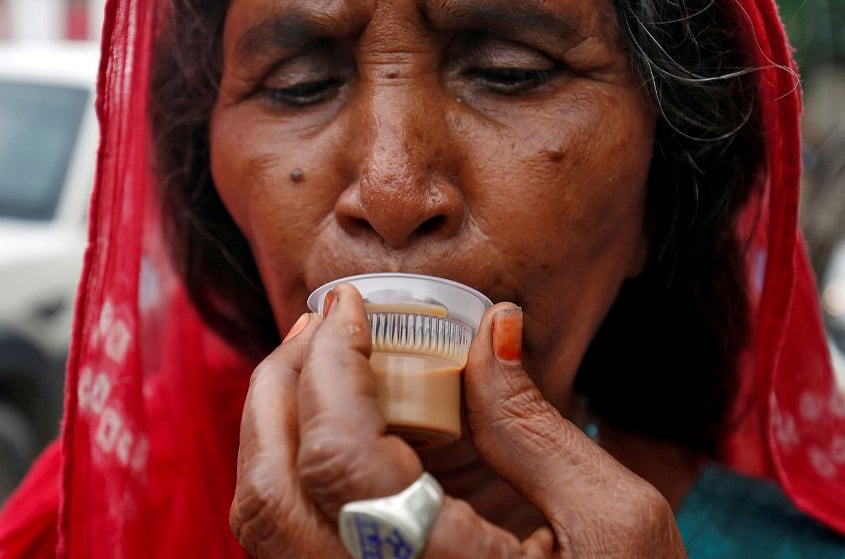 সিঙ্গেল ইউজ বা একবার ব্যবহার্য প্লাস্টিক এমন ধরনের সামগ্রী, যেগুলো পুনর্ব্যবহার হয় না বা পুনর্ব্যবহার করার জন্য তৈরি করা হয় না।