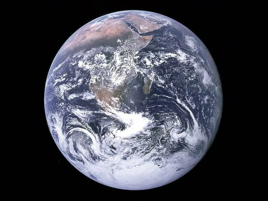 পৃথিবী