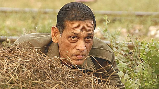 আজম খান। ছবি: প্রথম আলো